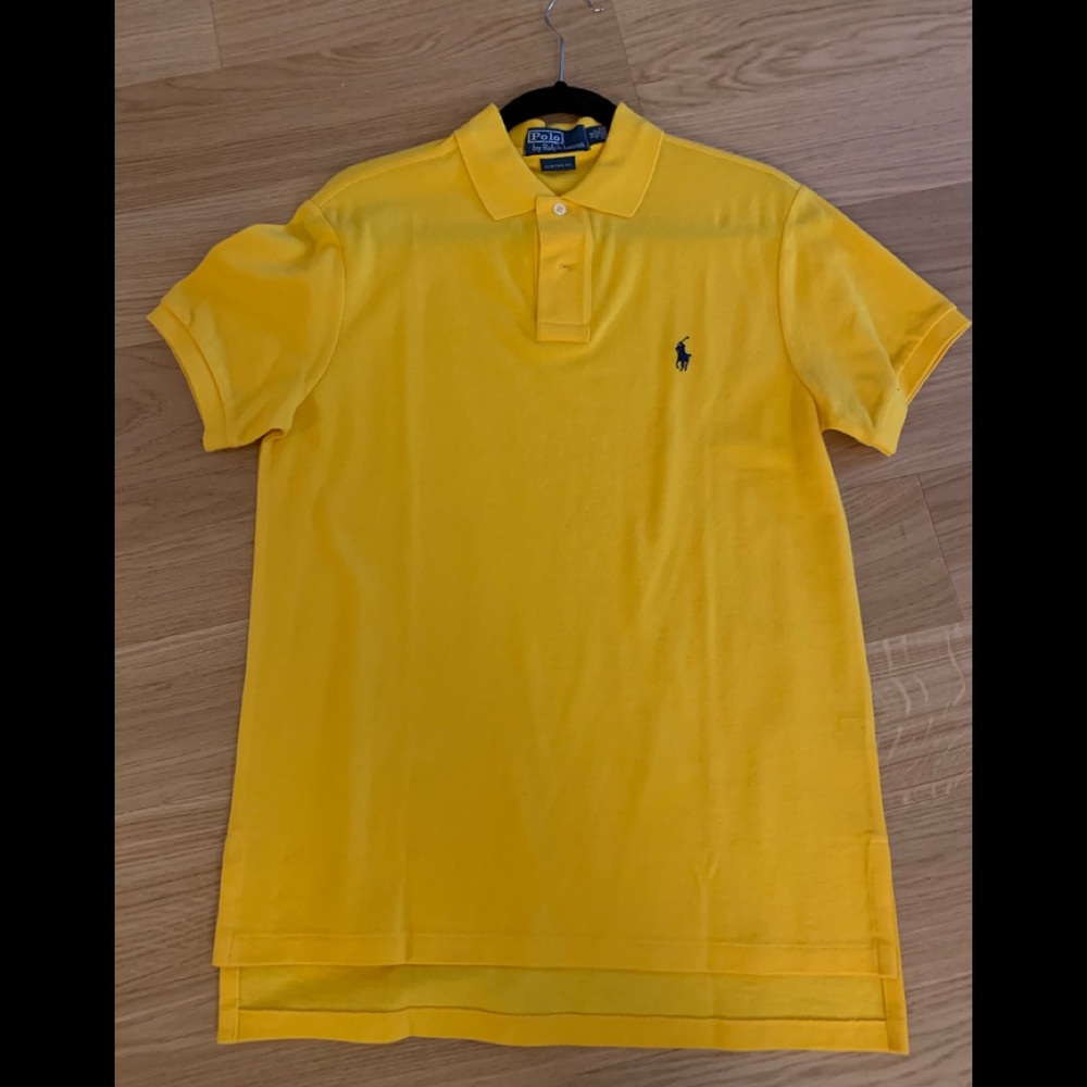 Polo Ralph Lauren - Yellow. Size Medium Custom Fit
